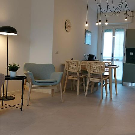Suite Rent Milan 3 Luaran gambar